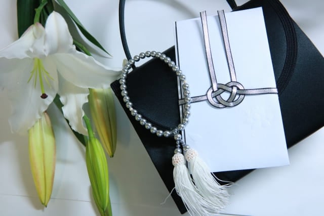 香典は郵送できる?郵送の際の注意点や知っておくべきマナーをご紹介